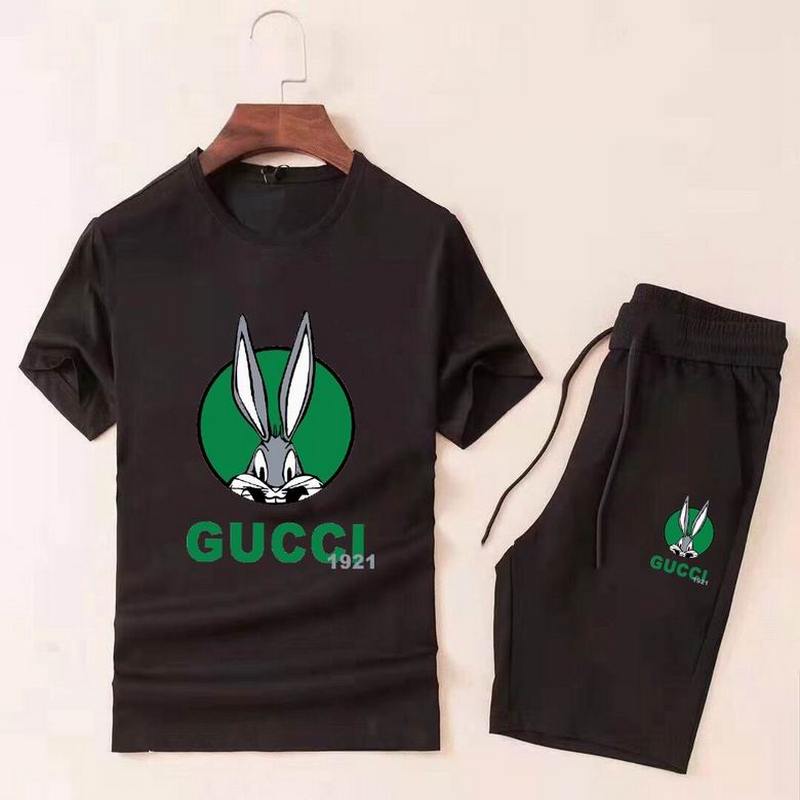 Gucci Men's Suits 502